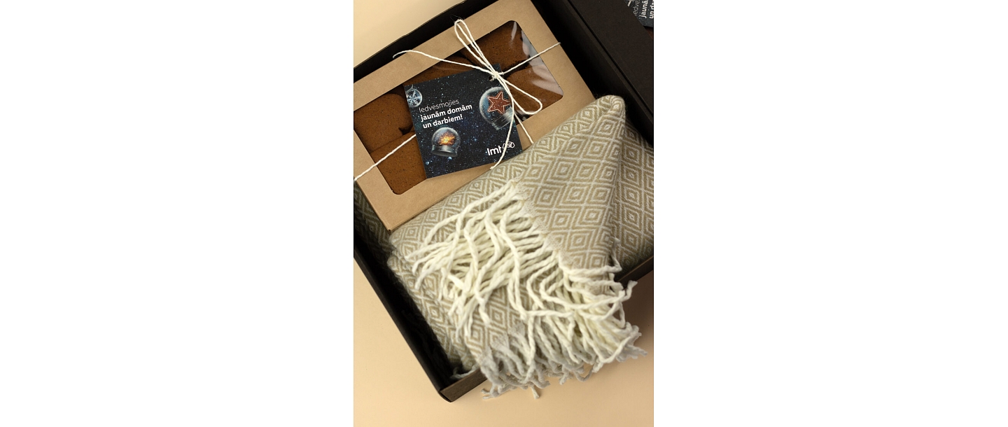 Promotional advertising