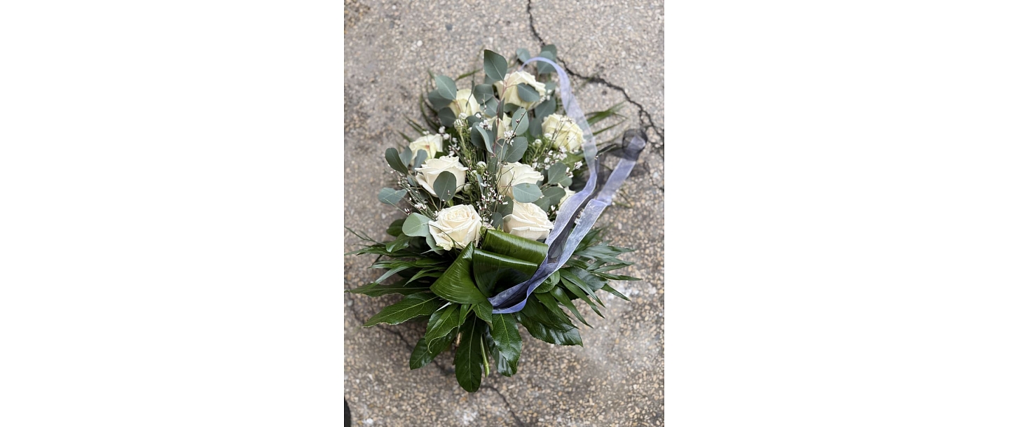 Flower arrangements for funerals