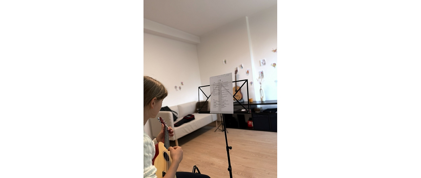 Ukulele lessons for children