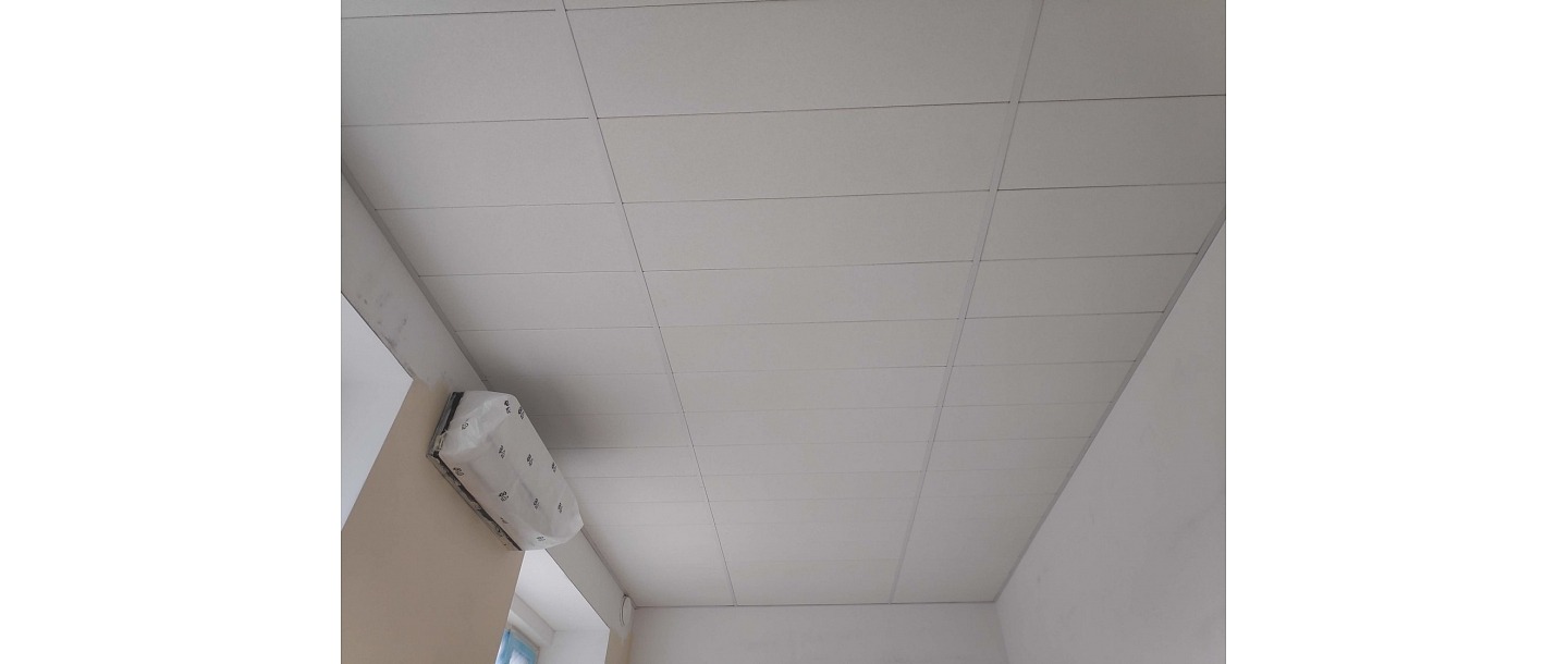 Suspended ceilings in office spaces