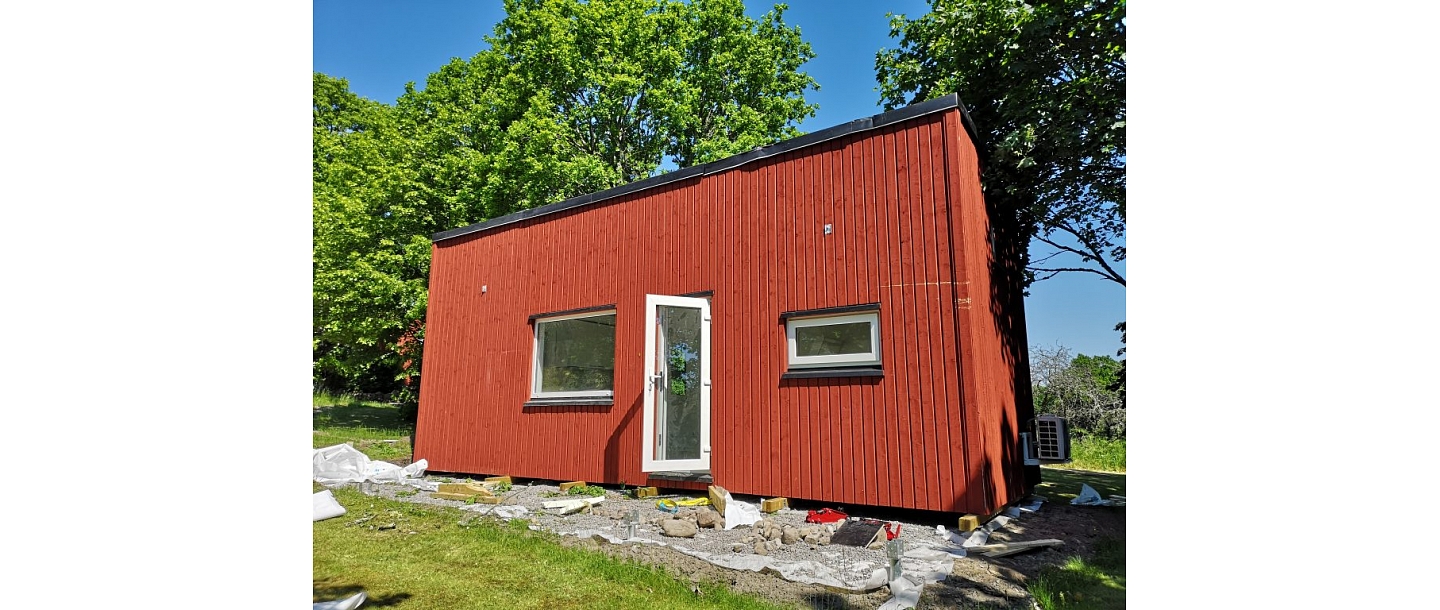 Production of Swedish cottages