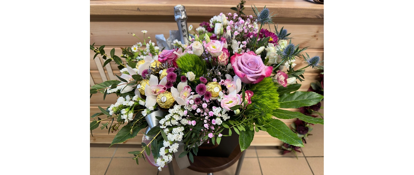 Pumpursmilga, flower shop 