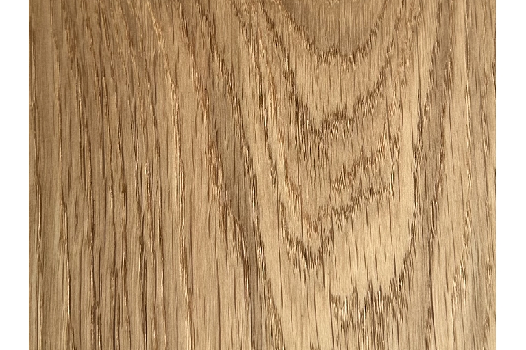 Light wood flooring, which attracts attention with its purity and lightness.