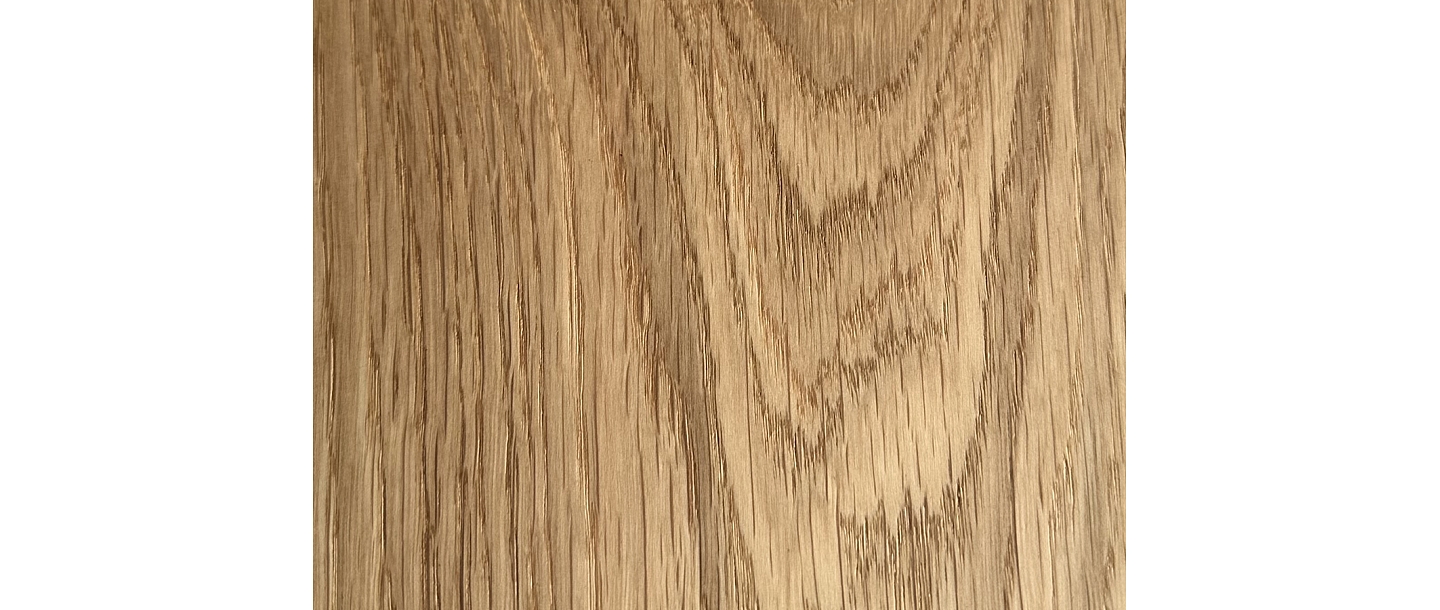 Light wood flooring, which attracts attention with its purity and lightness.