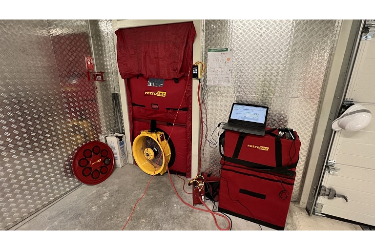 Ēkas blīvuma tests