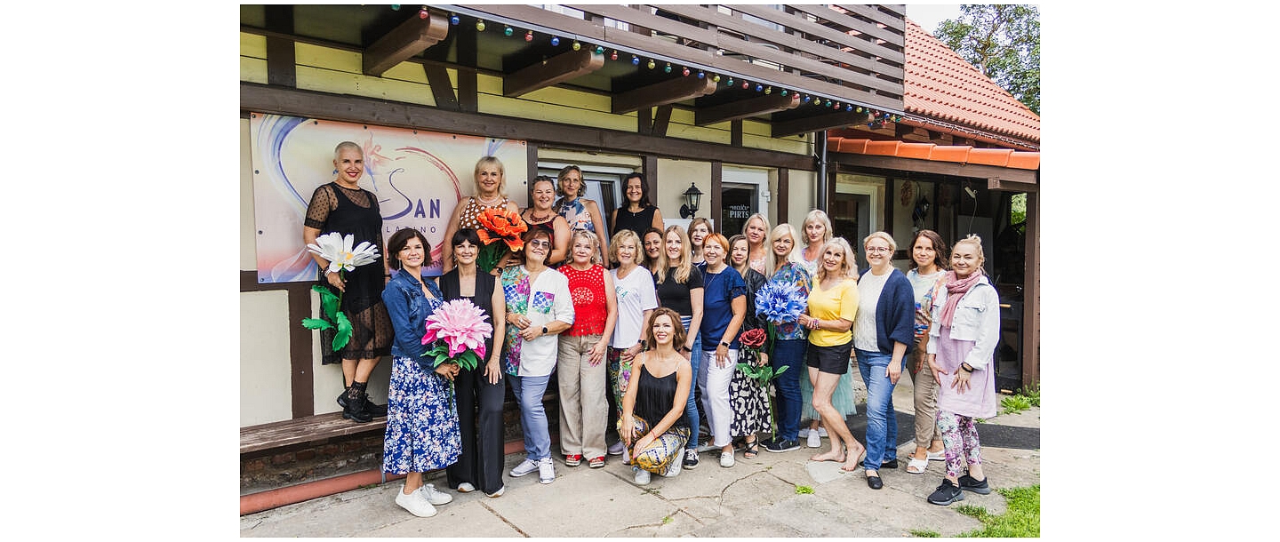 SANLatino together in moments – creativity, friendship and inspiration