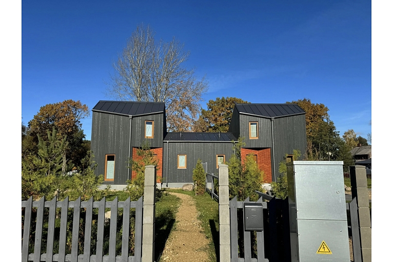 private house construction