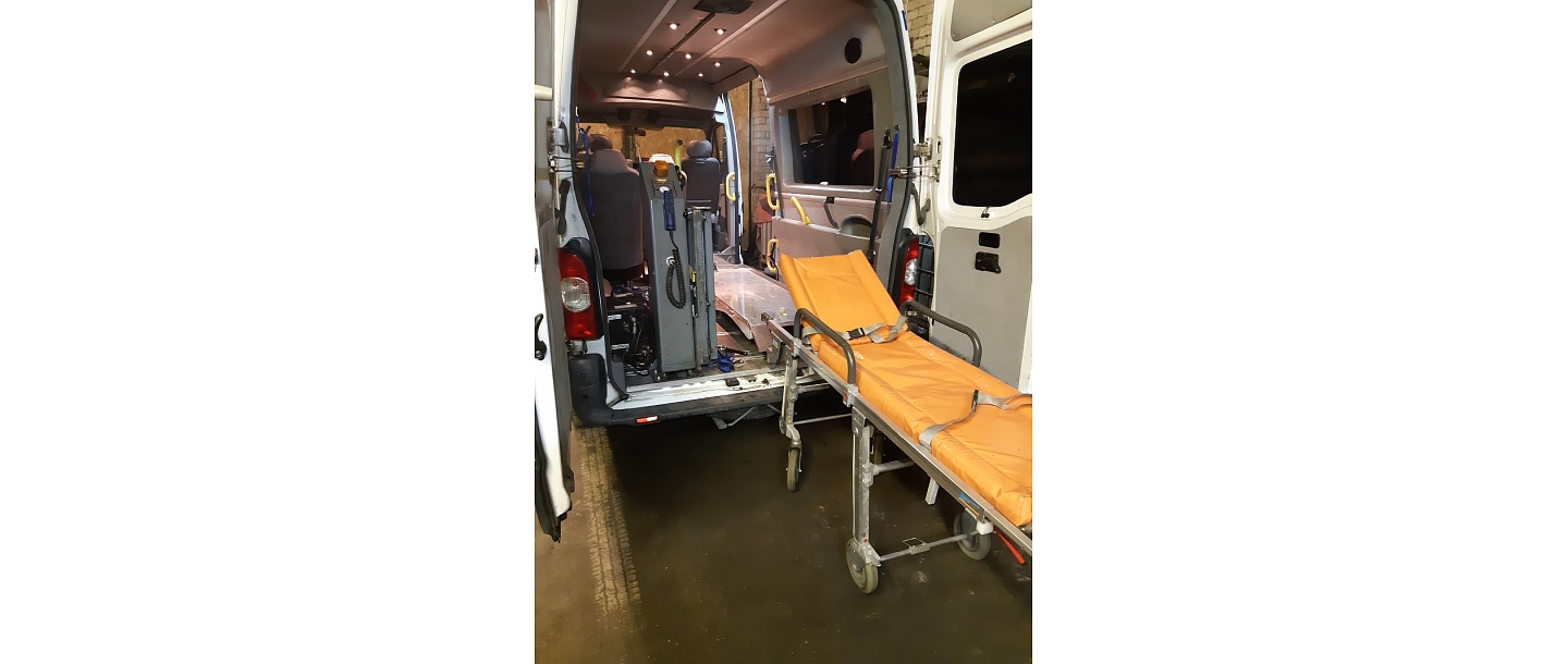 Gulošu pacientu pārvadāšana