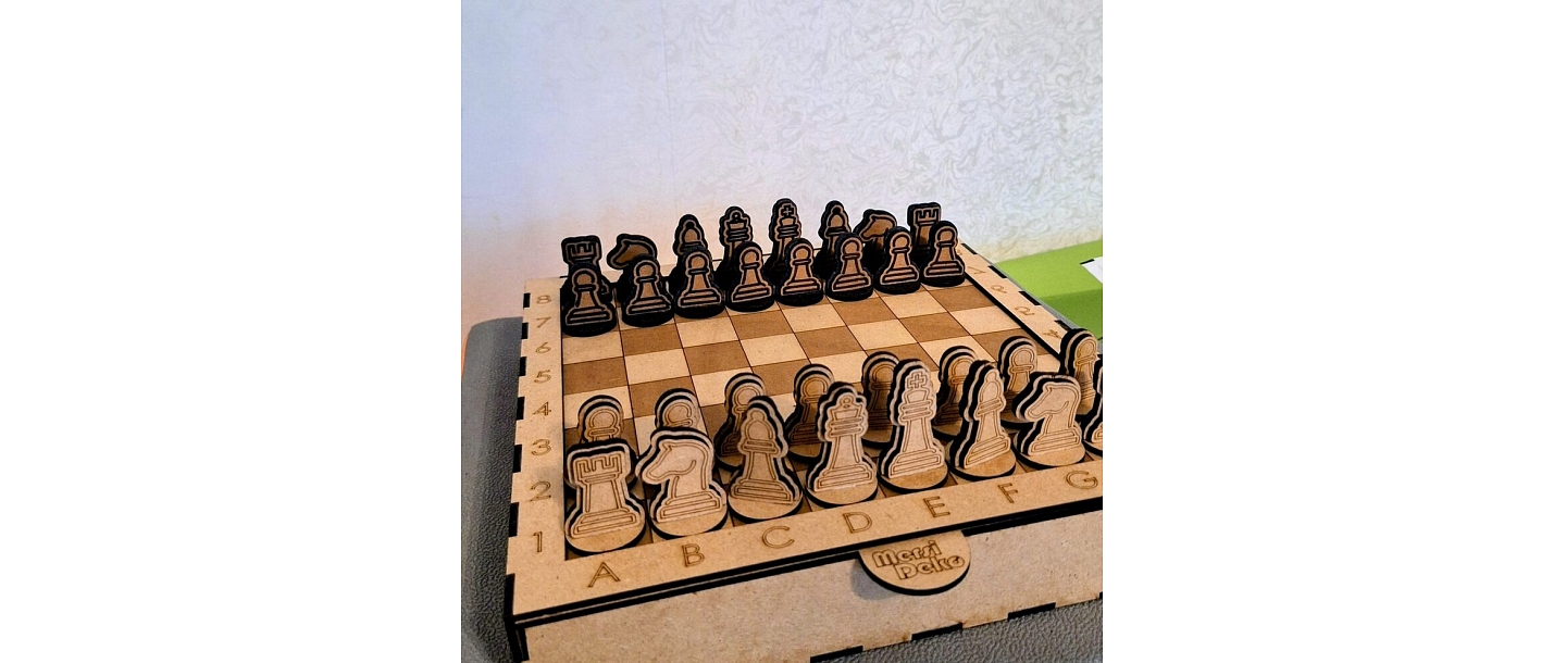 Настольная игра Шахматы