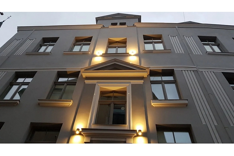 Building facade insulation