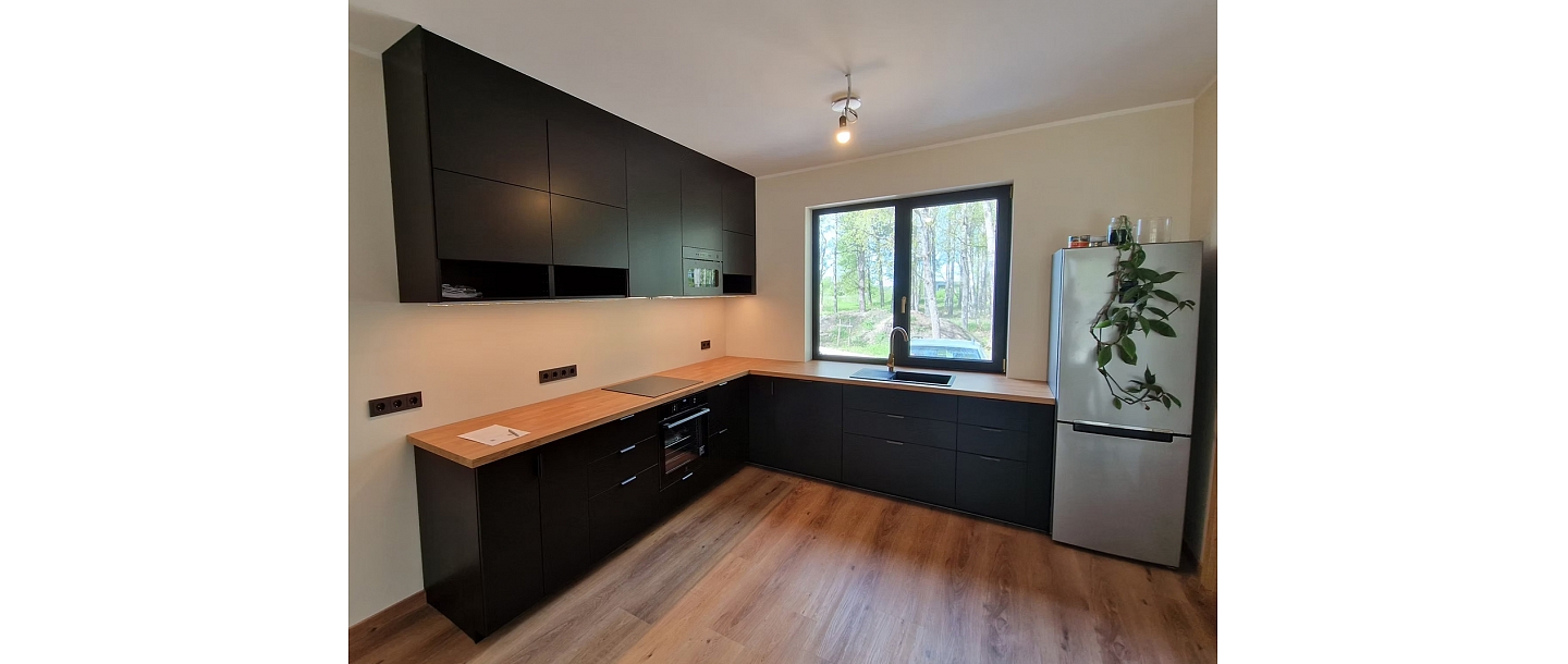 kitchen furniture assembly