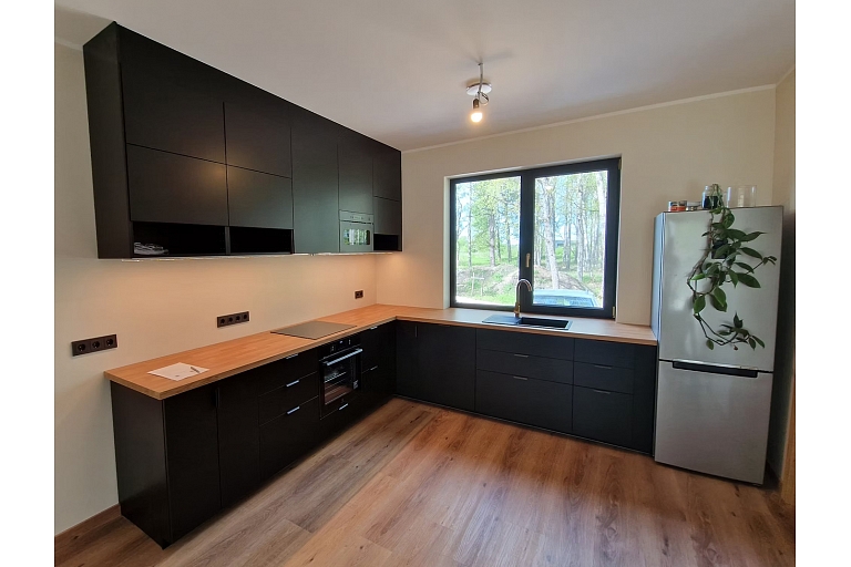 kitchen furniture assembly