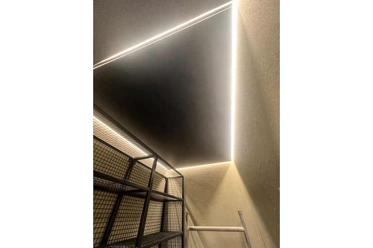 Installation of stretch ceilings
