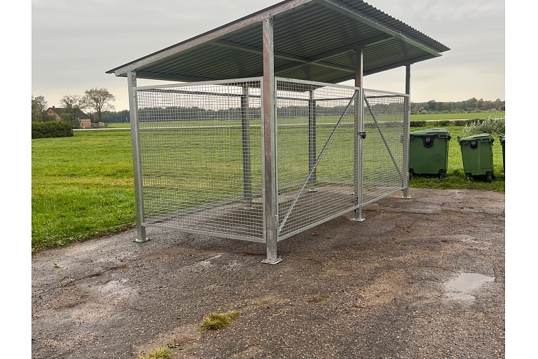 Metal constructions