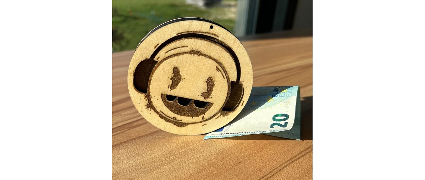 Pildspalva ar statīvu