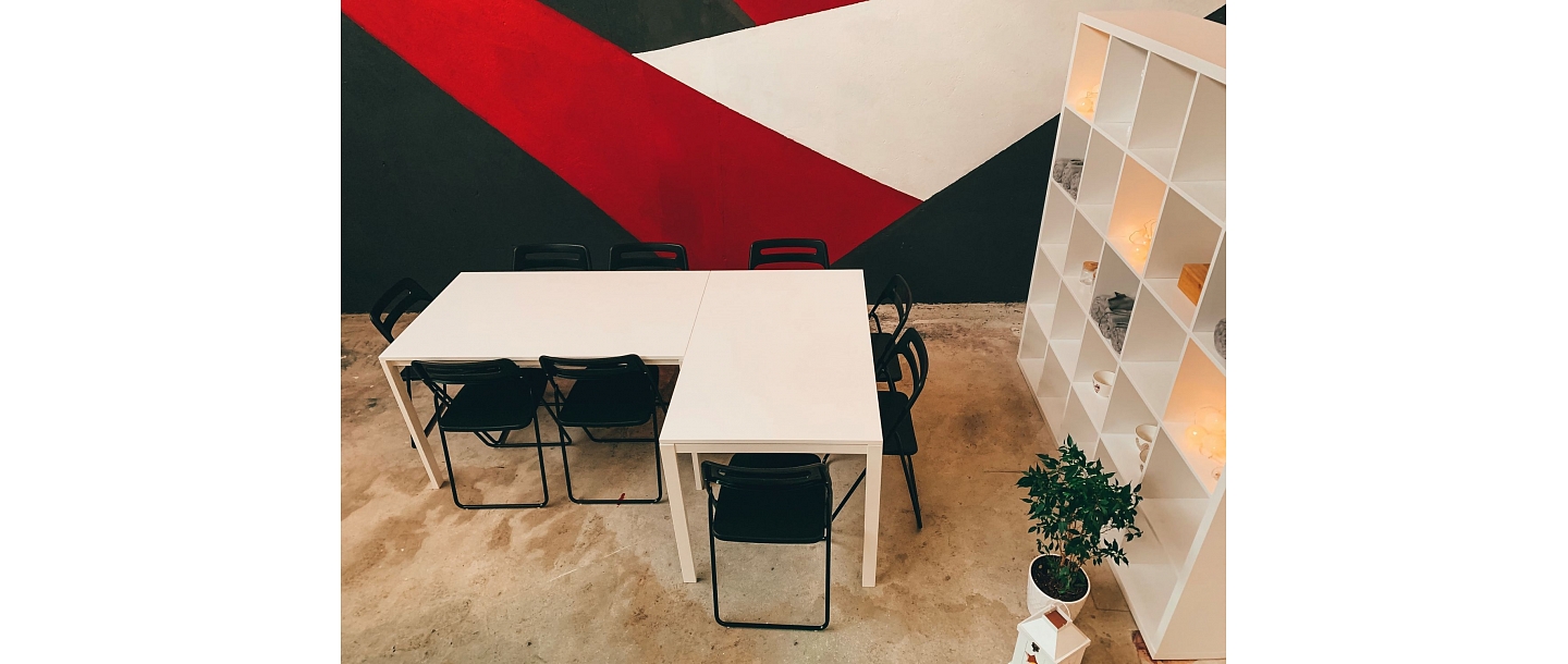 События и праздники GunsnLasers