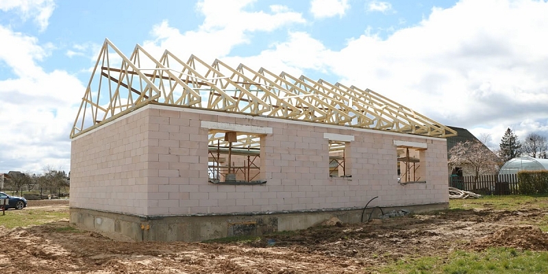 Roof structures