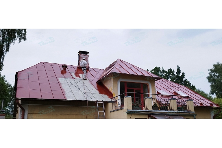 Jumtu krāsošana