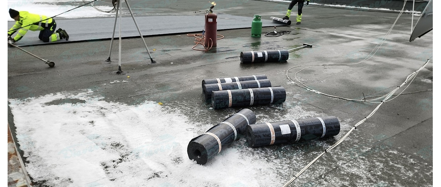 Roof repair in winter