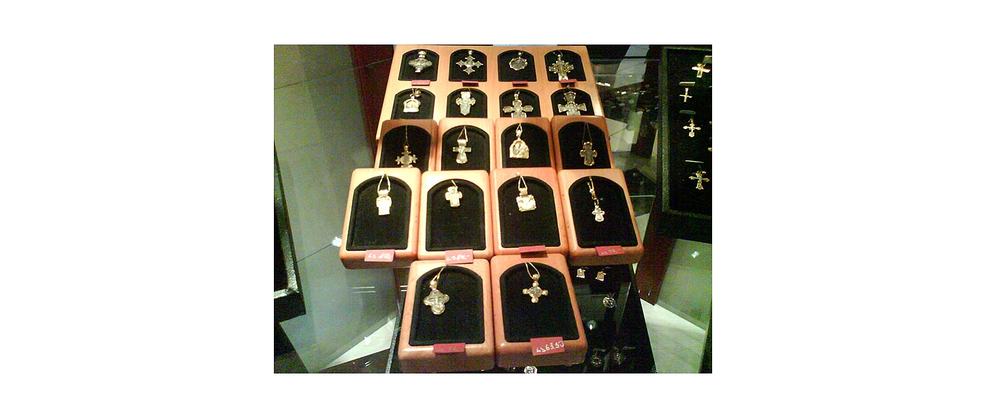 Gold, gold and silver jewelry making