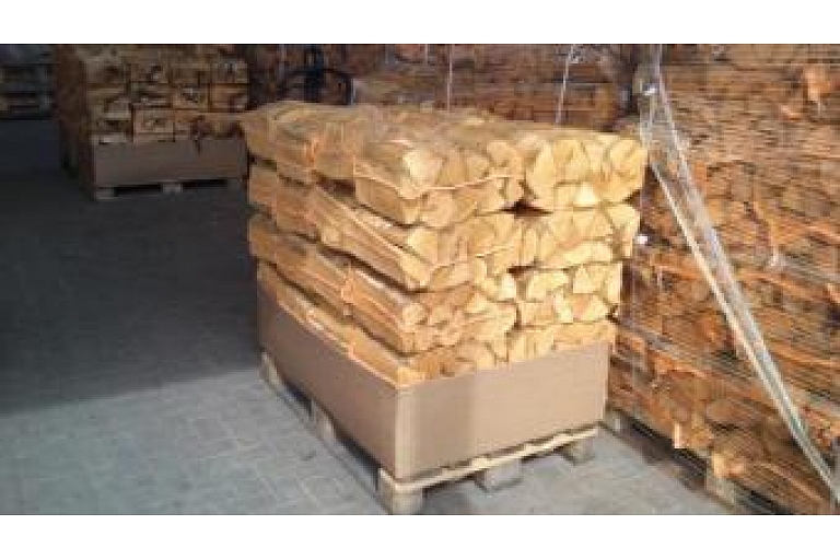 Kiln-dried firewood