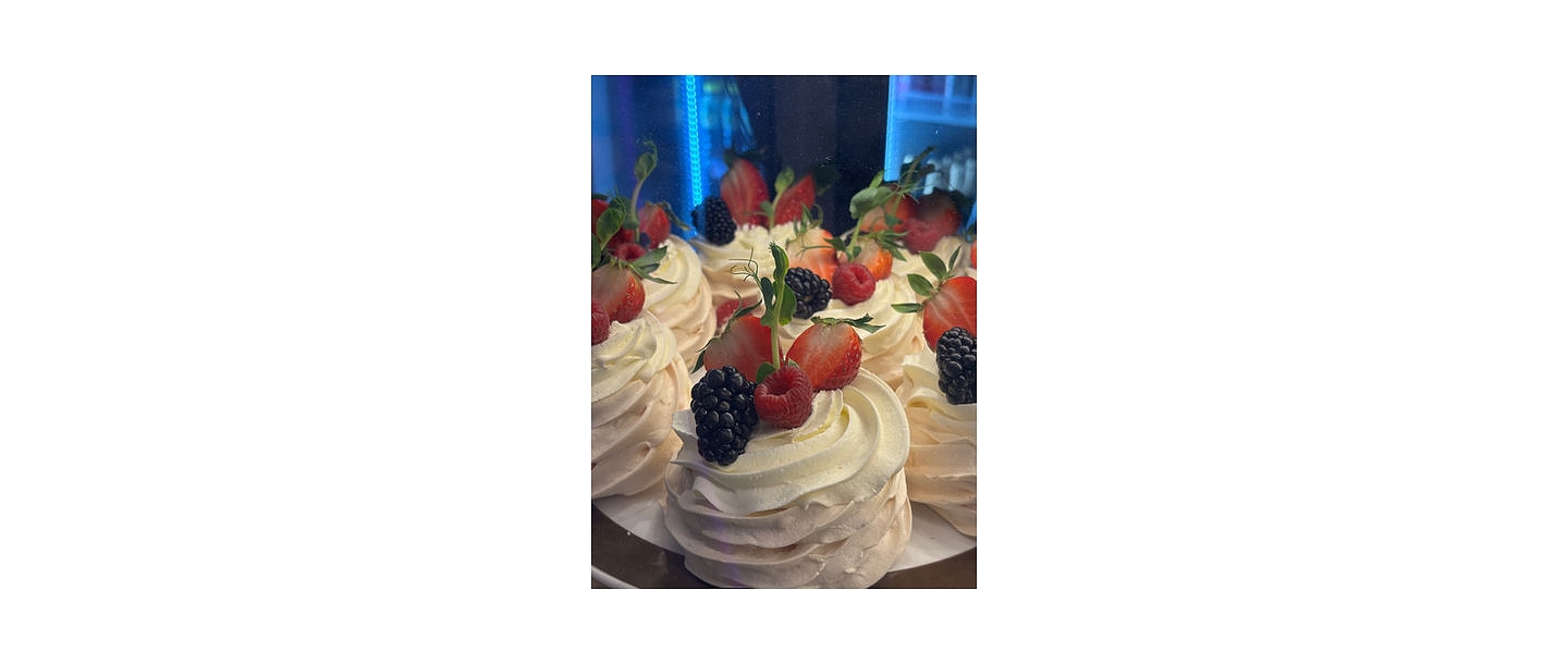 Treat - M, Ltd. cafe