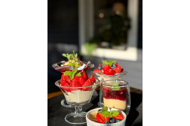 Treat - M, Ltd. cafe