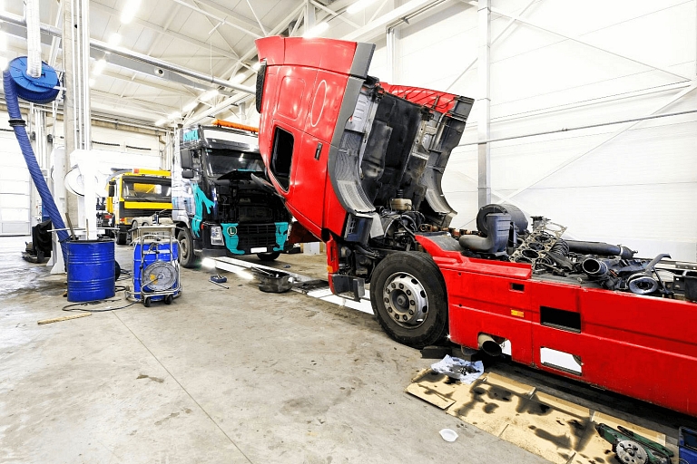 Kravas auto remonts