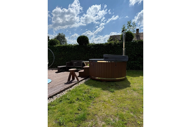 Hot tub with integrated oven and granite top made in Latvia
