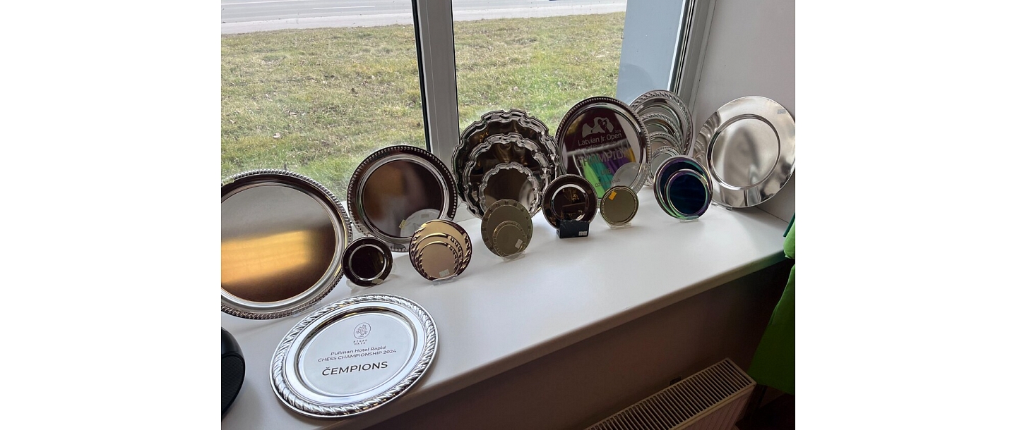 Prizes for the winners