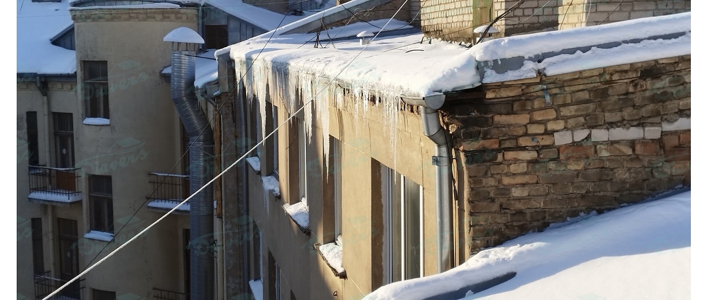 Icicle breaking