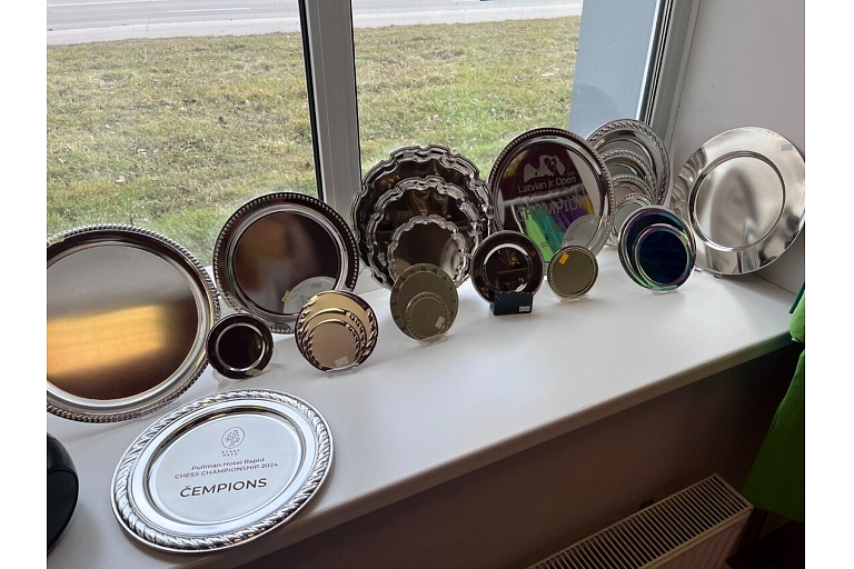 Prizes for the winners