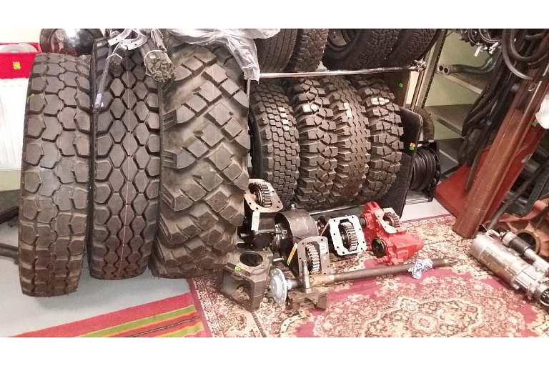 Автозапчасти