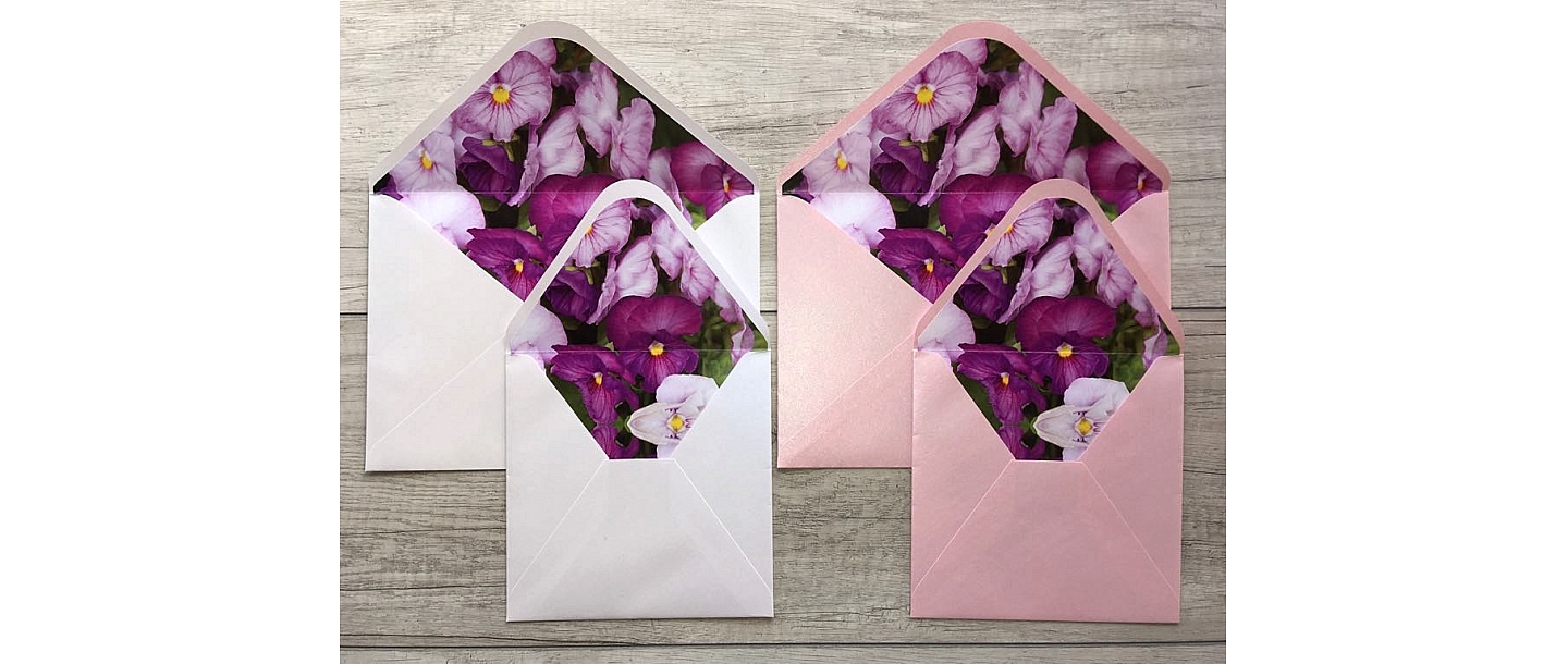 Envelope with lining