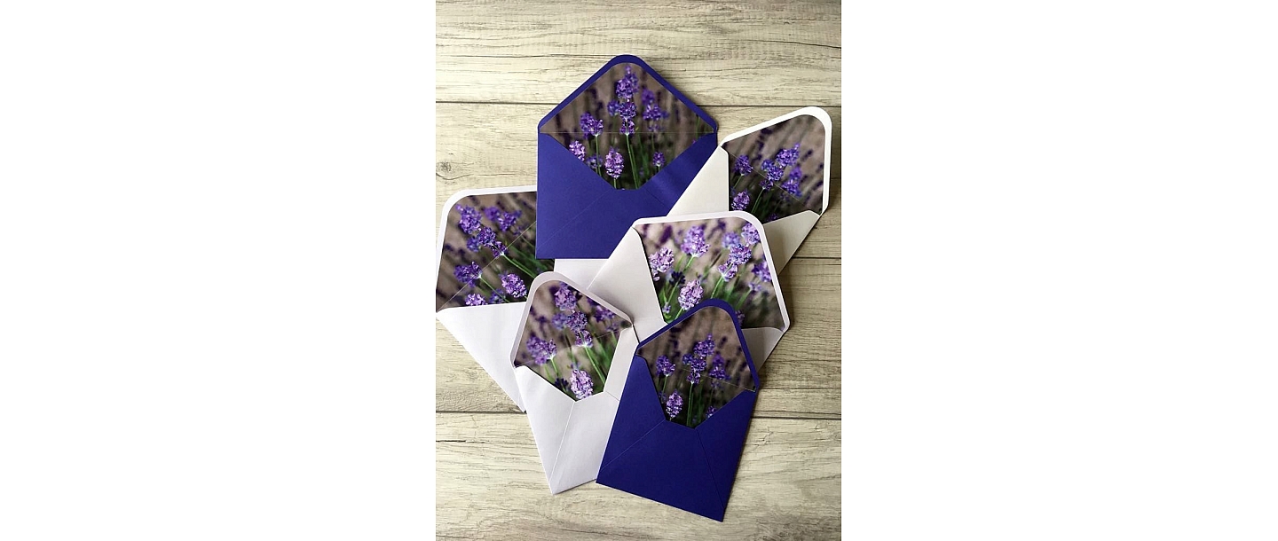 Envelope with lining