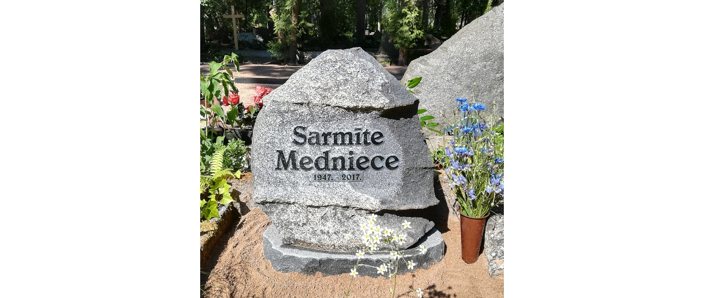 Мастерская AA, обработка камня, надгробные памятники