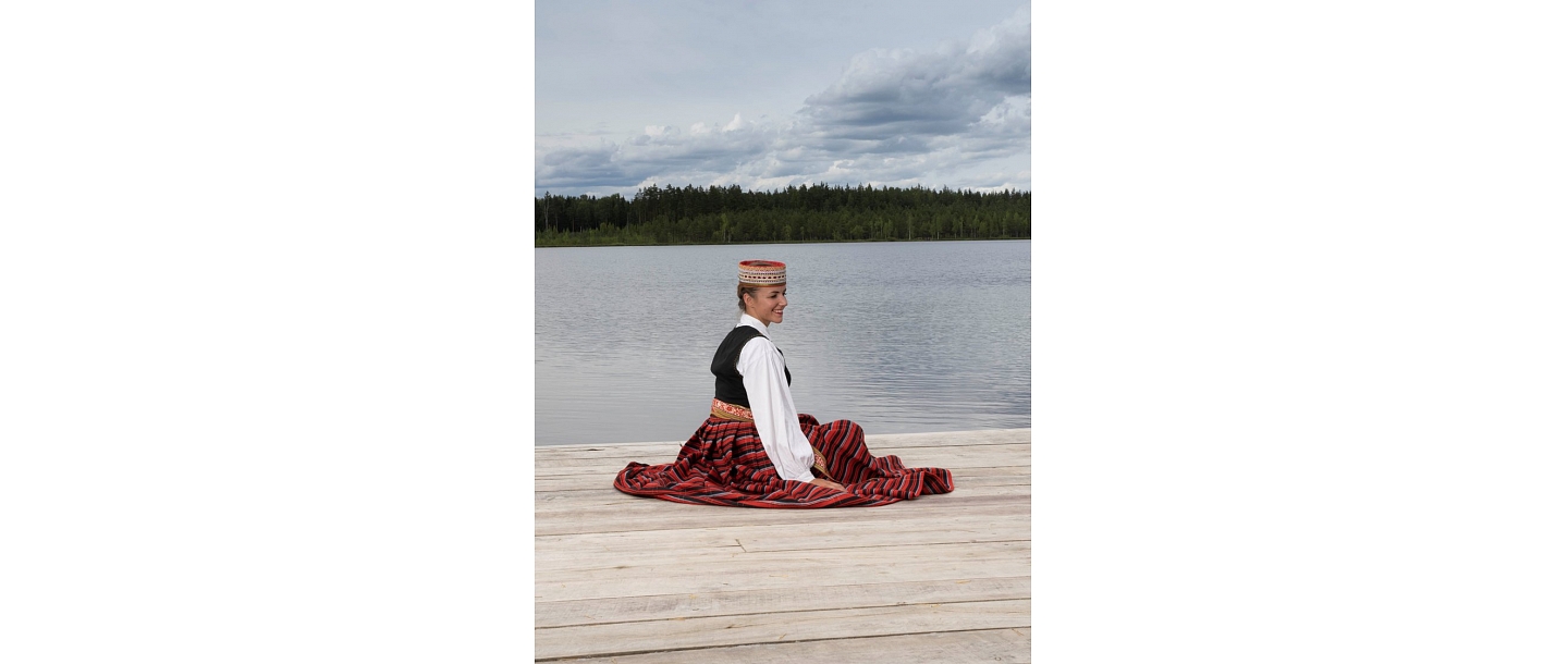 Off-site photo session in an open air