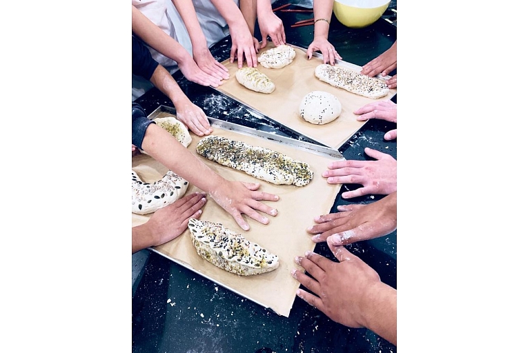 Bread therapy