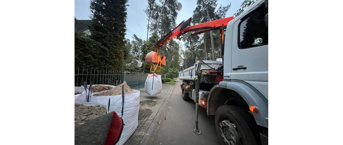 Manipulator services