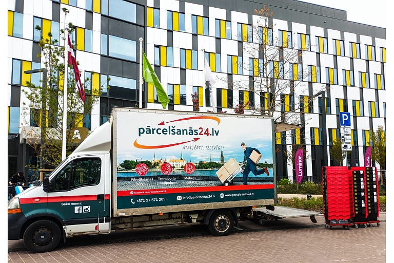 Office moving service