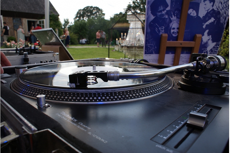 Vinyl records and music