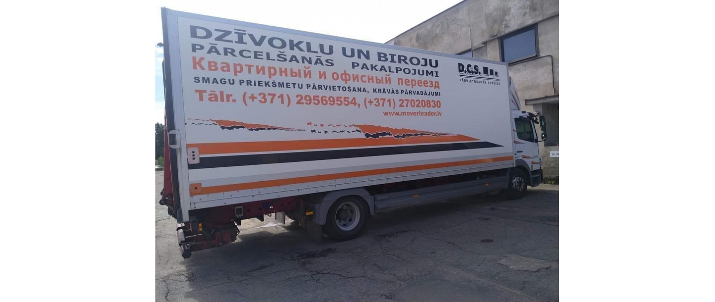 Dzīvokļu un biroju pārcelšanās pakalpojumi.