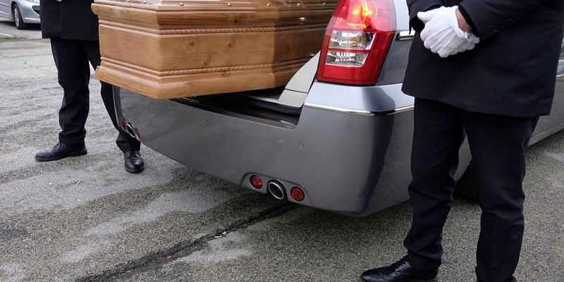 Nelaiķa transportēšana Latvijā un ārvalstīs