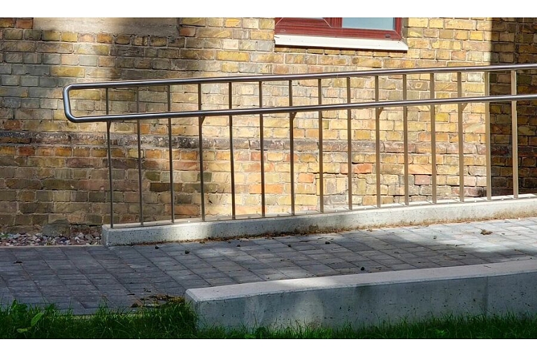 Stainless steel railings for long-lasting use