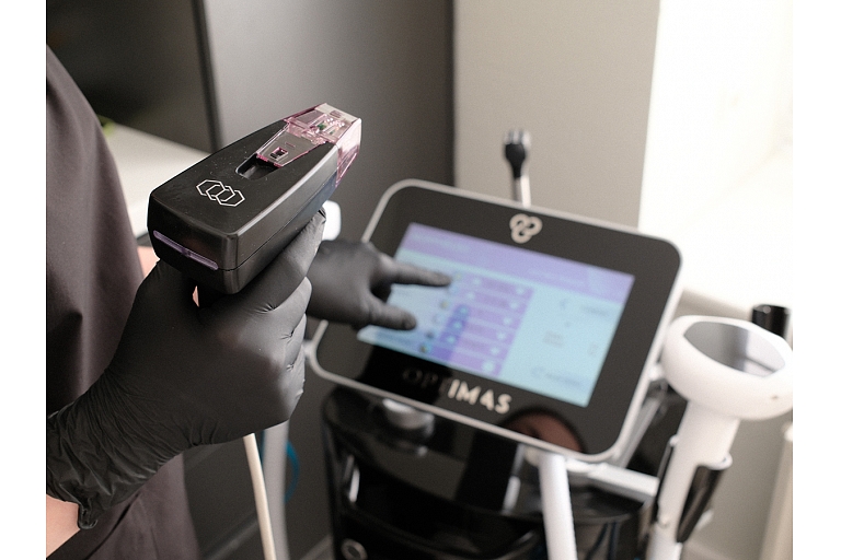 Modern aesthetic medicine equipment for precise and safe procedures, which allows you to customize settings to the individual needs of each client.