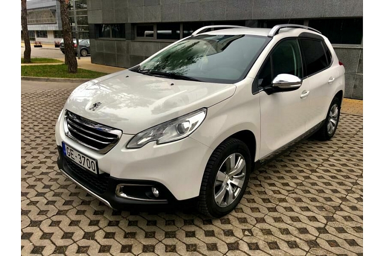Pārdod auto