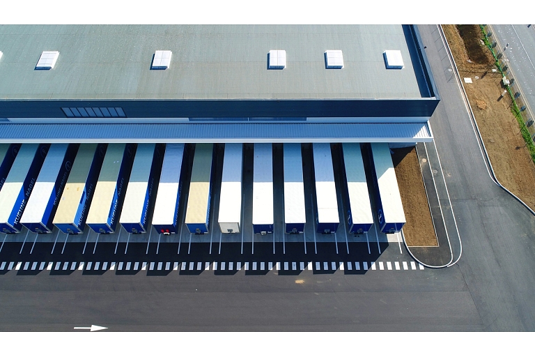 International cargo transportation
