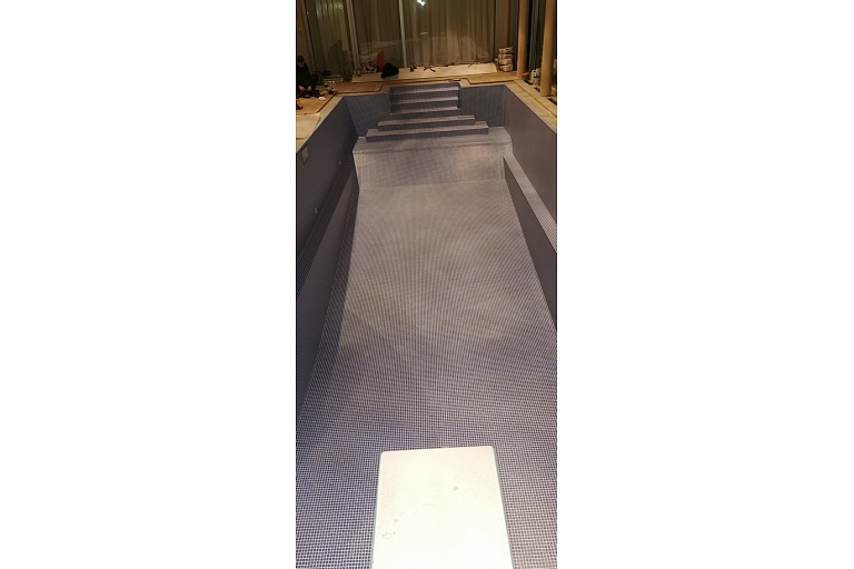 Peldbaseina veidošanas process