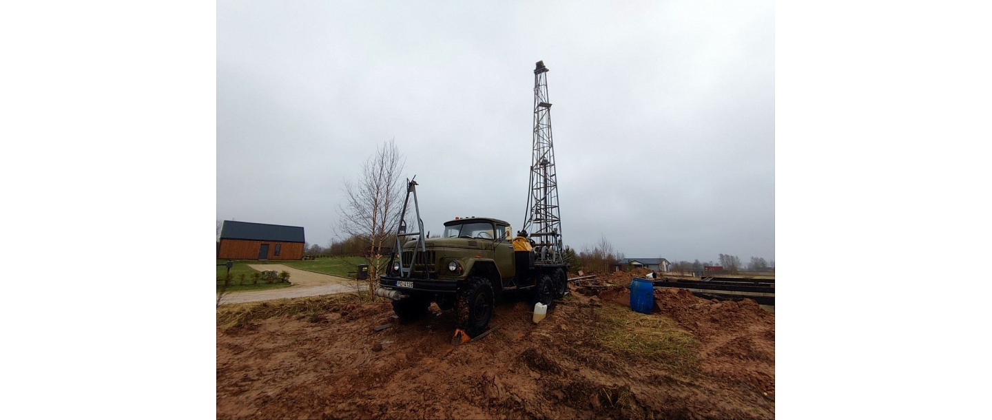 Drilling with Zil 131