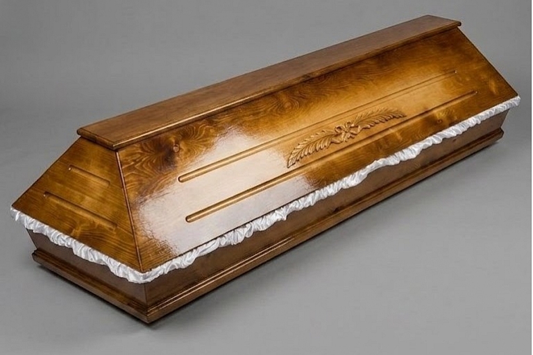 Silence VS – light wood coffin with classic finish